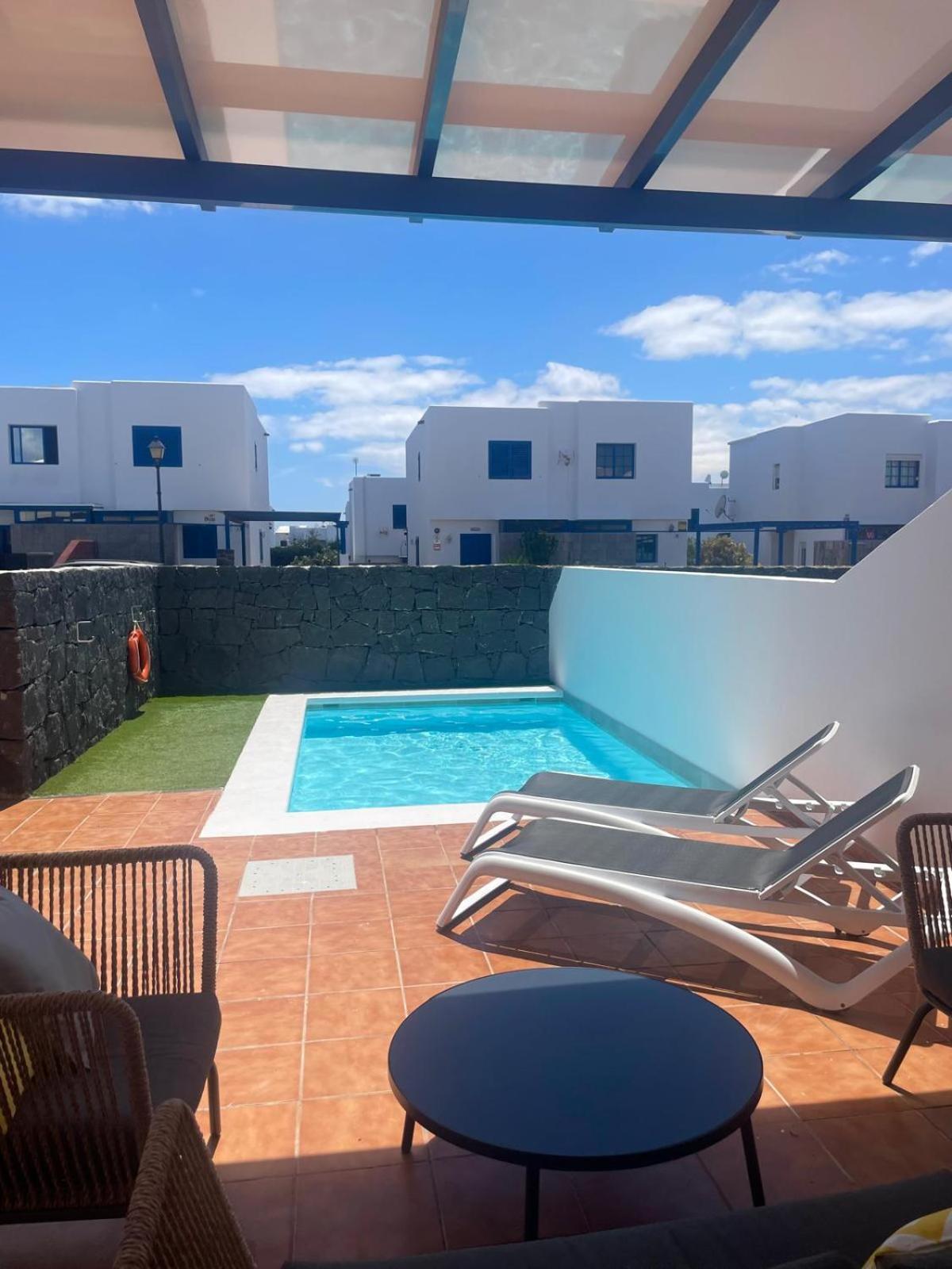 Villa Optimist Rubicon Piscina Climatizable, Frente Al Mar Playa Blanca  Exterior photo