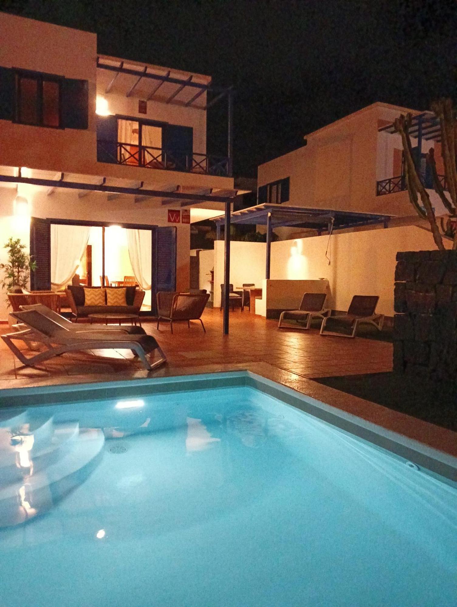 Villa Optimist Rubicon Piscina Climatizable, Frente Al Mar Playa Blanca  Exterior photo